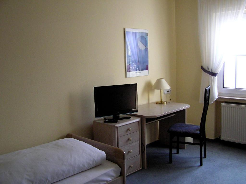Hotel Pfaffenhof Lich ห้อง รูปภาพ